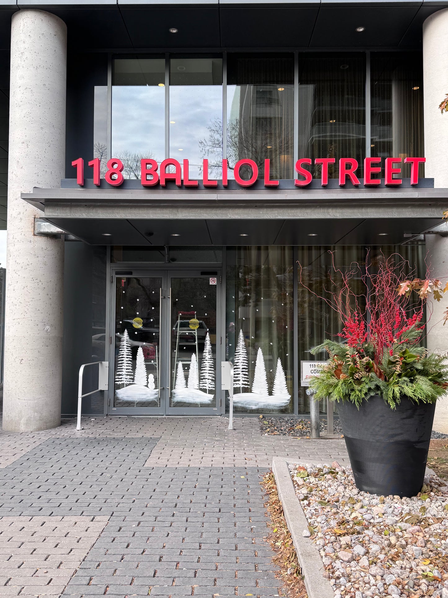 2025 Custom Window & Wall Murals