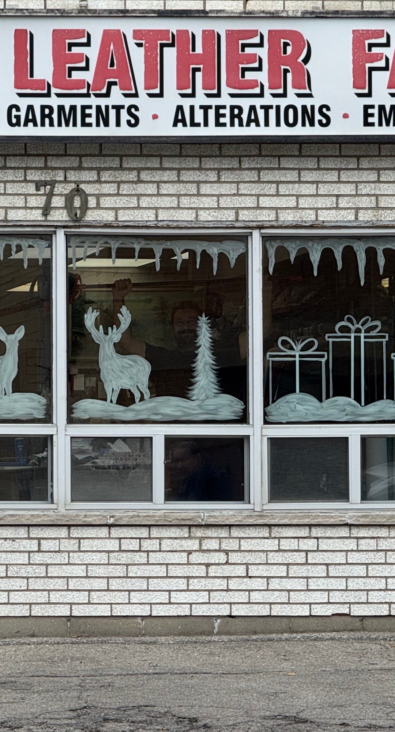 2025 Custom Window & Wall Murals